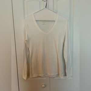 Never worn—new without tags Banana Republic v-neck long-sleeved shirt